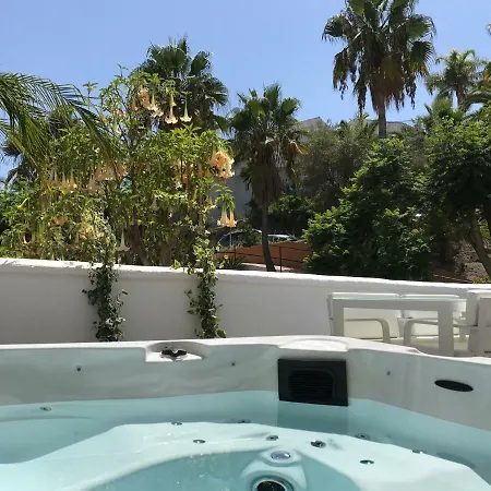 Suites El Azul * Нерха
